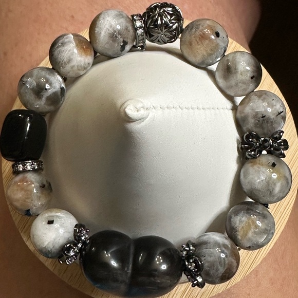 Meet your Posher, Alesha - Picture 4 of 16